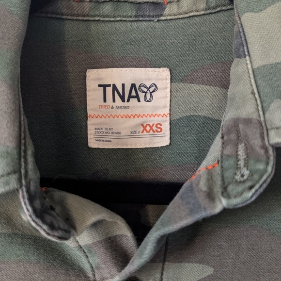 TNA Camo Print Shacket - Picture 2 of 3